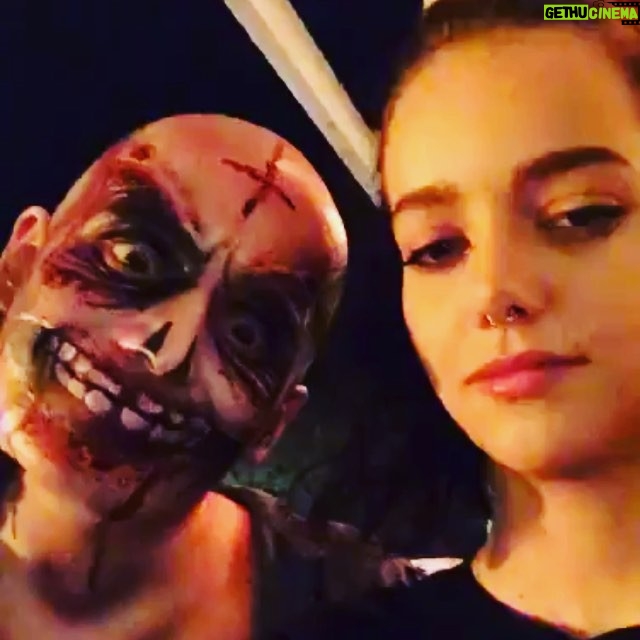 Maemae Renfrow Instagram - Hanging with this freak at the Queen Mary dark Harbor last night #qmdarkharbor #loveit #hehe
