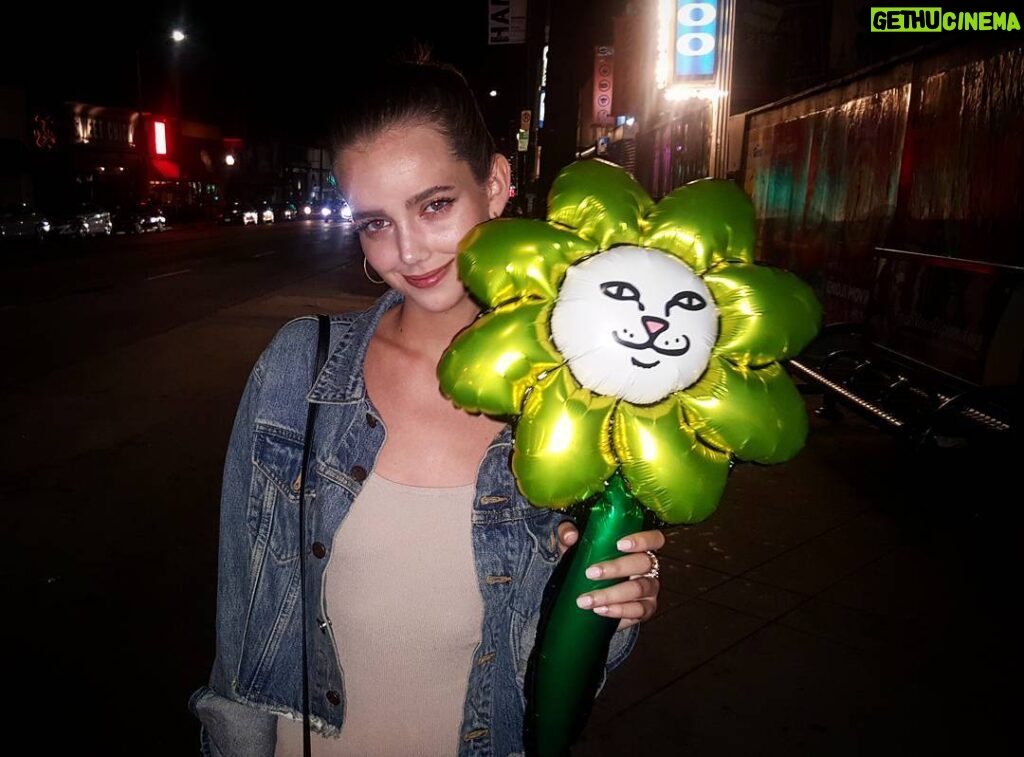 Maemae Renfrow Instagram - #meow #ripndip #party