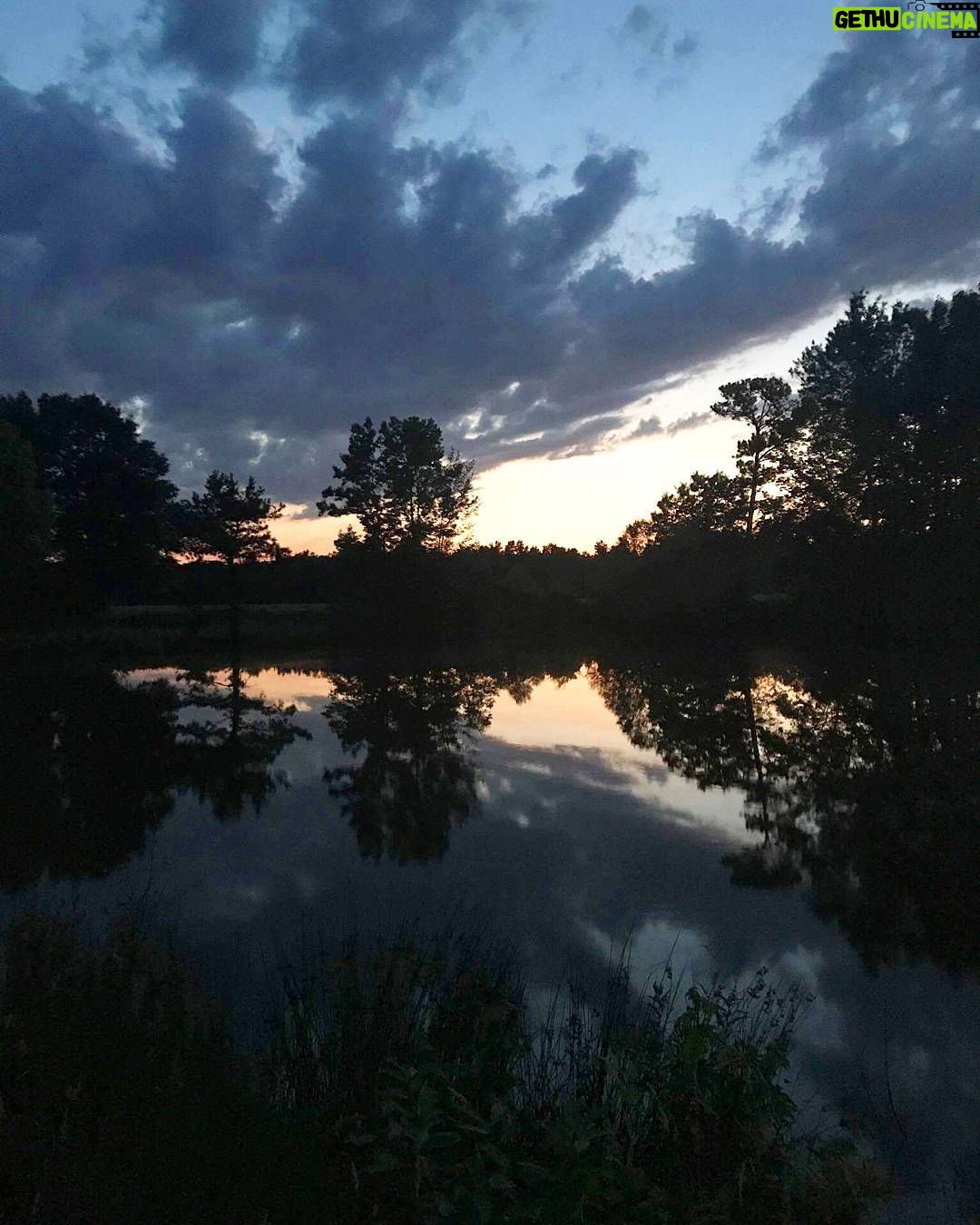 Maemae Renfrow Instagram - Dorothy was right, there's no place like #home. #northcarolina #nature #nc