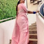 Mahalakshmi Shankar Instagram - Beautiful Kanchipuram pattern semi silk saree from @vara_boutique67 Beautiful Kundan jewellery set from @jewel_by_sankge Hair stylist - @jenifer_hair_stylist_official Blouse designed and stitched by - @lakshmi_lv14