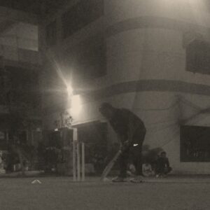 Mahendra Singh Dhoni Instagram - Wen U know what’s coming and start the camera and u get it in the nxt 1min, sorry for the bad light but it’s the lingo that’s fun trial ball, umpires decision last decision.brings back memory from school days.he wd have never accepted this ever happened if v didn’t have this video.all of us have witnessed this at some point of time in cricket.enjoy