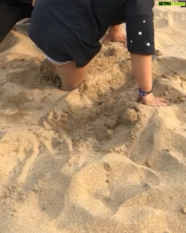 Mahendra Singh Dhoni Instagram - As a kid whenever v got sand this was one thing v would do for sure