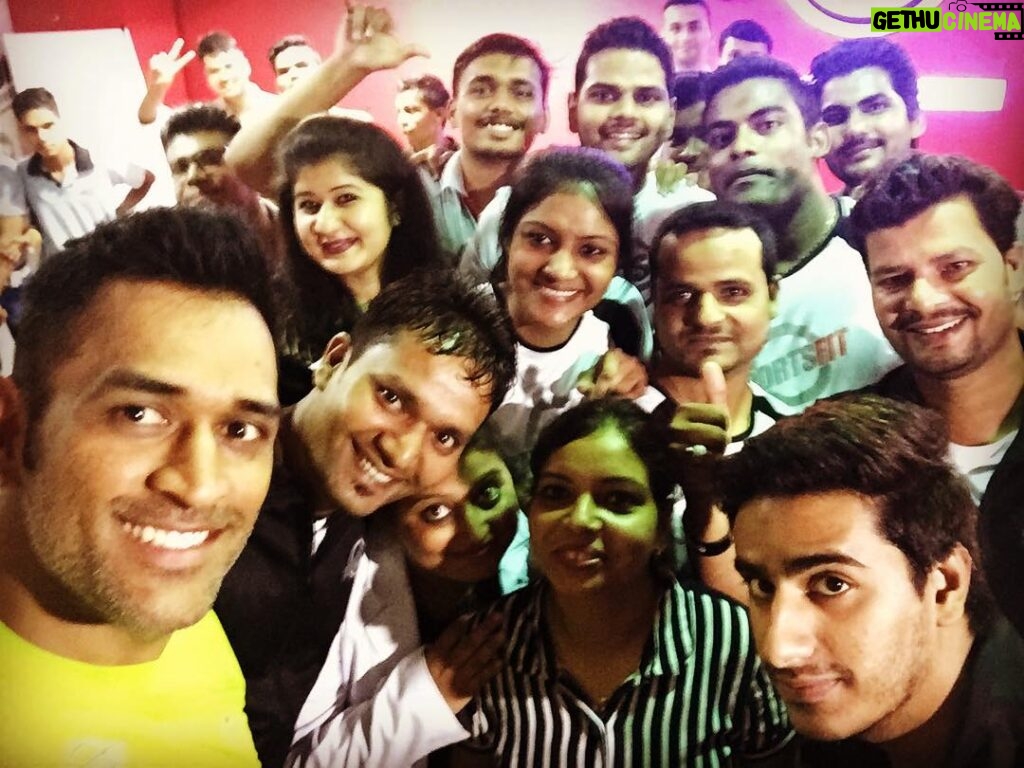 Mahendra Singh Dhoni Instagram - Team SPORTSFIT Lucknow