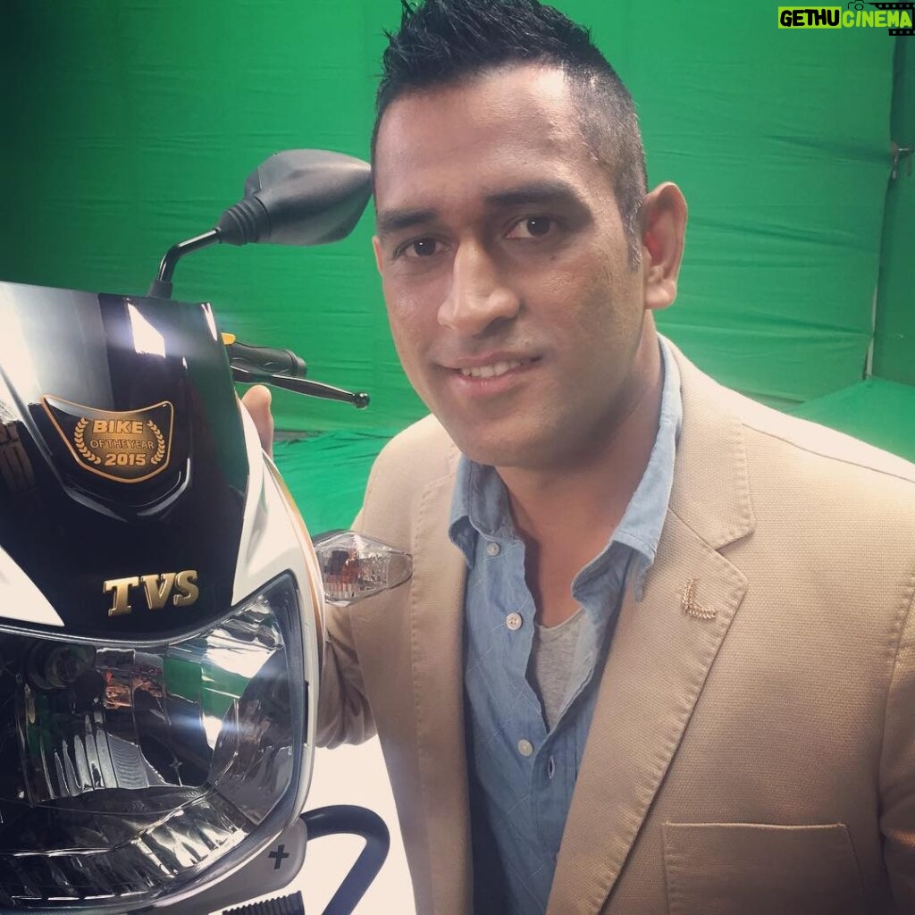 Mahendra Singh Dhoni Instagram - Decade long ride with no speed bumps,just full of thrill & energy.4m Star City 2 New Gold Edition.journey continues.. http://t.co/jUsJeymsS1