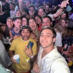 Maisa Silva Instagram - esse dia a gente berrou todas do fe- li- pe a- mo- rim 🎺💙 @reveillon.amore