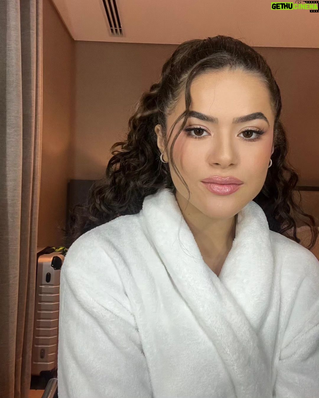 Maisa Silva Instagram - ao vivo, da sua prima e BFF 🩷💛