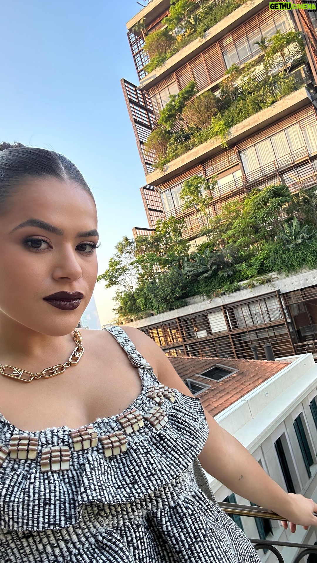 Maisa Silva Instagram - GRWM especial com a @louisvuitton a convite da ELLE Brasil! Amei essa gravação! gostaram, primos?