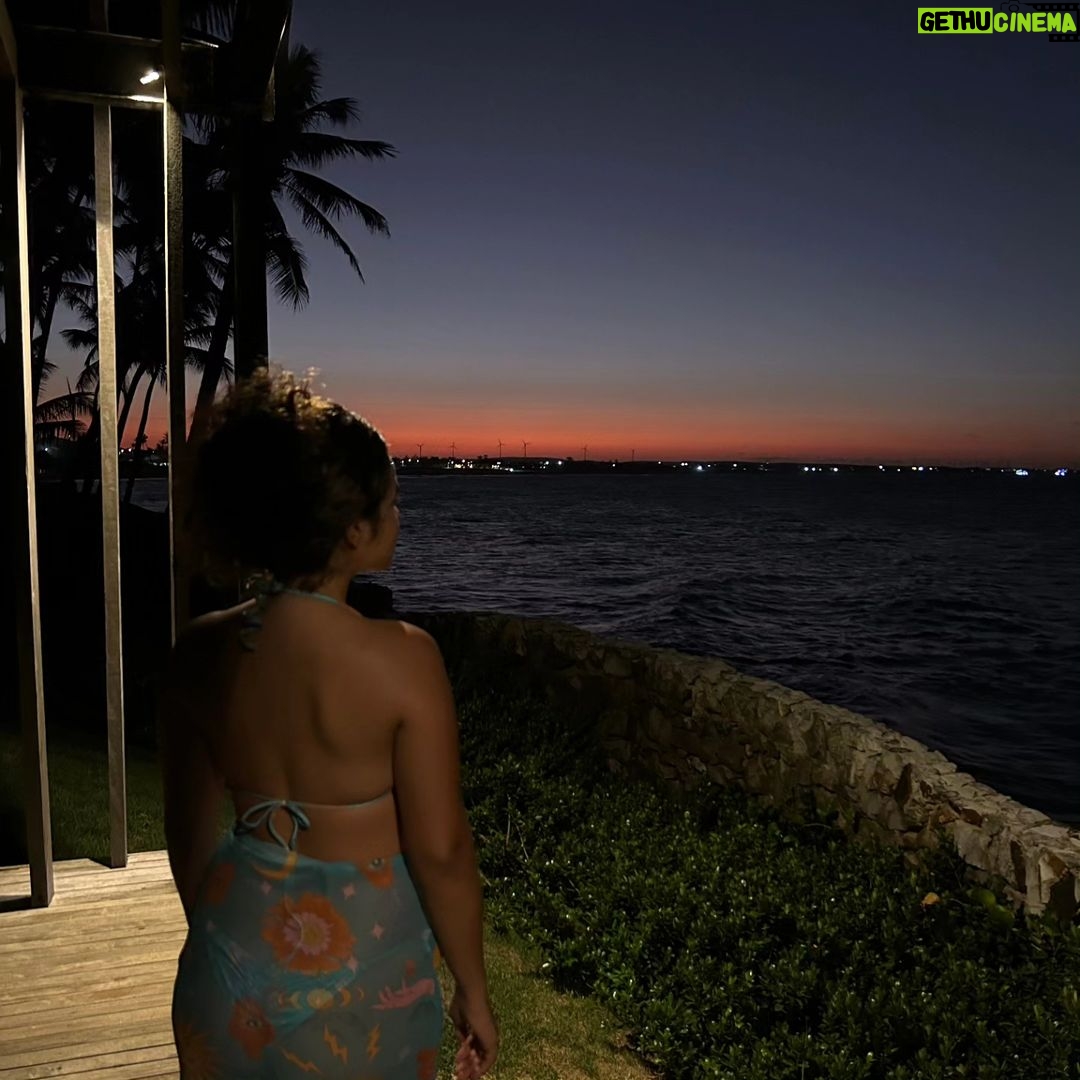 Maisa Silva Instagram - august slipped away into a moment in time