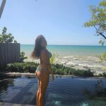 Maisa Silva Instagram - WOW!!! 48M??? Passando aqui sem filtro, maquiagem ou edições, no lugar que eu mais amo 🌴🌊🌞, do jeito que eu me sinto mais feliz, pra agradecer vcs genuinamente por tanto carinho, amor e apoio ao longo desses anos. São 18 anos de carreira que completo agora, em agosto, mas esse agradecimento a gente pode deixar pra outro post né? Kkkkkk. Enfim, aos que sempre estiveram aqui, aos que chegam agora e aos que virão: obrigada! Espero poder chegar até vocês do jeito mais leve possível. Sou grata por tanta troca, aprendizado e por se fazerem presentes, mesmo que de longe. Maisaticos, primos e amigos, amo vcs! Sinceramente, +A. Taiba/CE