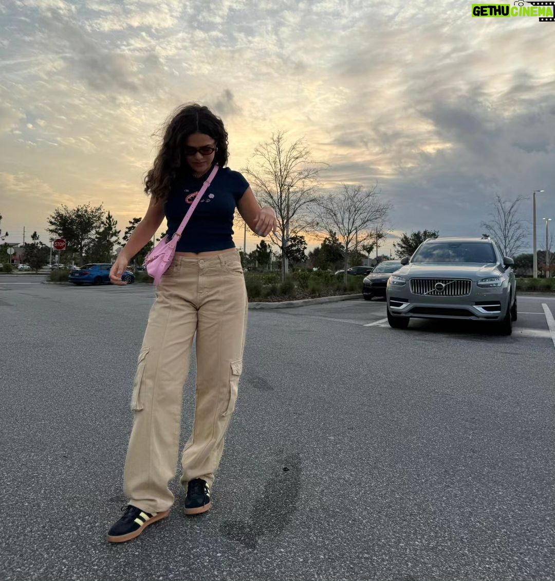 Maisa Silva Instagram - nossas férias 2.0 🦋🫶🏼🍄💋☁️ Orlando, Florida