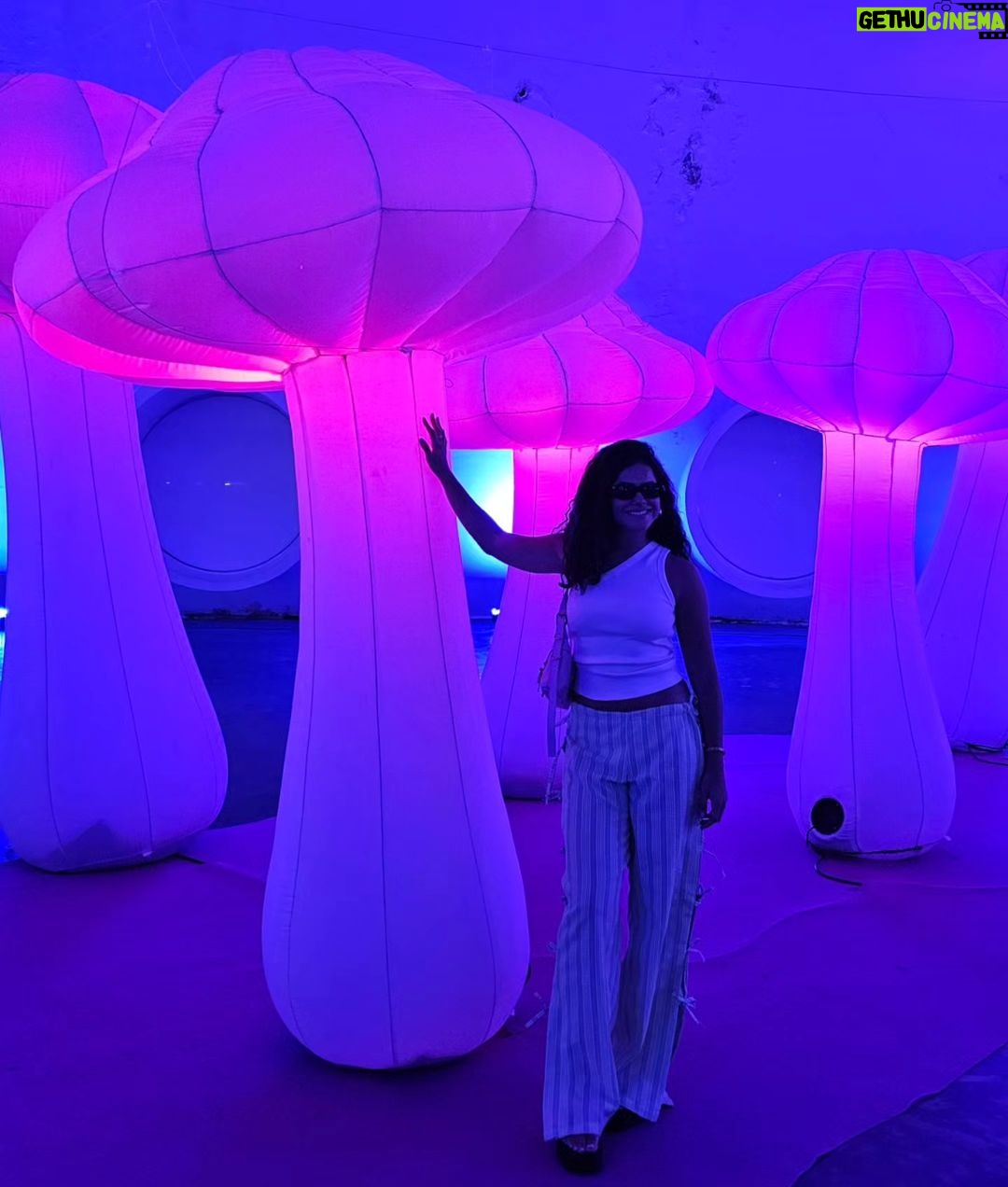 Maisa Silva Instagram - prima recreadora infantil em ação!!! 🎈 Oca, parque Ibirapuera