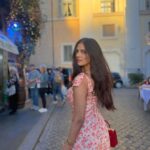 Malavika Mohanan Instagram - What a colourful & wonderful month you were, October ♥️