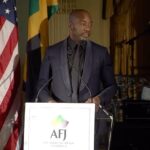 Malik Yoba Instagram - Remembering a moment in time hosting American Friends of Jamaica @afjcares Hummingbird Gala last year which returns Oct 27,2023. ( info on their page) As the world continues to reel from global stress and strife, wars, climate change and destruction of the physical , moral, spiritual , financial, mental and emotional realities etc, on almost every continent ,as we have known them , it’s hard to stay steadfast and give a damn and attention to all that is needed for the good of the whole. It’s easy to give up and feel hopeless. But love still remains the only answer that will move us forward towards better days . There are 32 ongoing conflicts in the world right now, ranging from drug wars, terrorist insurgencies, ethnic conflicts, and civil wars. I pray continuously that humanity achieves the equilibrium so many have fought and died for . Those who have come before us and the living among us. Sending prayers to all the corners of the earth where the senseless loss of life continues because we just can’t seem to “give a damn “ about each other . 🇮🇱🇵🇸🇪🇹🇳🇪🇬🇦🇺🇦🇸🇻 🇹🇼🇨🇳🇺🇸 🇯🇲 🇨🇩 🇾🇪🇦🇫 🇩🇿🇧🇯 🇧🇫 🇹🇳🇹🇩 🇨🇲 🇲🇿🇲🇲 🇳🇪🇳🇬🇲🇷🇲🇱🇩🇿 🇱🇾 🇨🇮🇬🇭🇲🇿 🇷🇺🇸🇩🇸🇸 🇹🇿🇹🇬 🇸🇾🇸🇴 🇮🇶 🇨🇳🇹🇼 Plaza Hotel, Hotel
