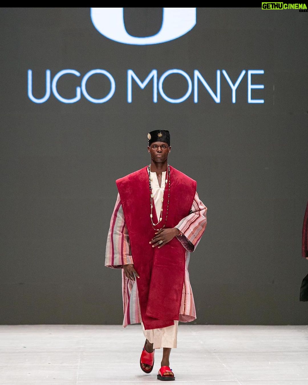 Malik Yoba Instagram - Discovering the incredibly beautiful work of @ugomonye.official during @lagosfashionweekofficial Lagos, Nigeria