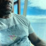 Malik Yoba Instagram - The look of giving thanks aboard the @welcometojamrockreggaecruise Blessings and gratitude family.