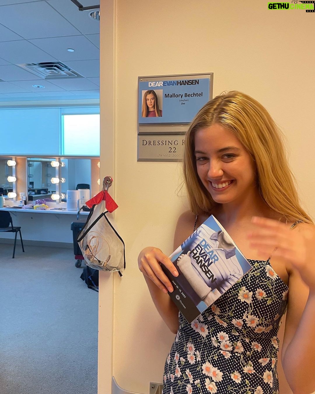 Mallory Bechtel - 9.6K Likes - What a WALK down MEMORY LANE. Got to put on the star-cuffed jeans again for a week in Madison with the INCREDIBLE tour cast of @dearevanhansen. These people are beyond lovely and oh sososo talented. Feeling very grateful❤️
