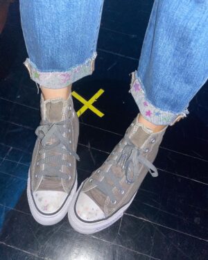 Mallory Bechtel Instagram - What a WALK down MEMORY LANE. Got to put on the star-cuffed jeans again for a week in Madison with the INCREDIBLE tour cast of @dearevanhansen.  These people are beyond lovely and oh sososo talented. Feeling very grateful❤️