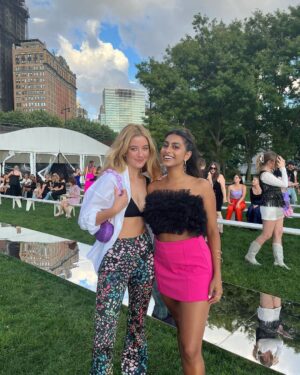 Mallory Bechtel Instagram - Last night… THANK YOU @cynthiarowley. And thank you @jayajolly for being my beautiful plus-one. We’ve come a long way.