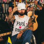 Maluma Instagram - PAPÁRIS EN EL TINY! 🗼🩷 Link in Bio @nprmusic