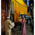 Manasvi Mamgai Instagram - A girl in Banaras... #model #banaras #fashionmodel #fashion #photoshoot #vogue