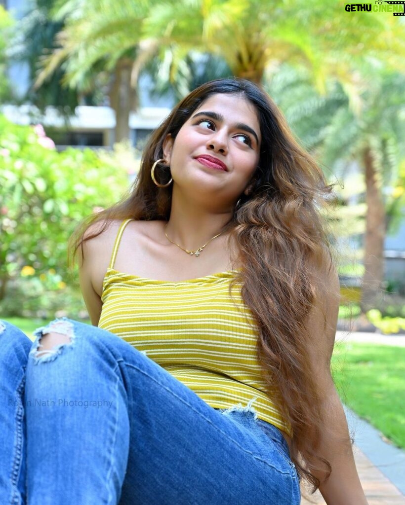 Maninath Chakravarthy Instagram - tell her about me @rojan_nath