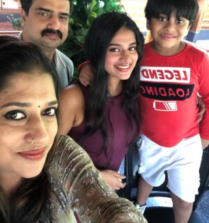 Nayanthara Chakravarthy Instagram - 🎄‘22