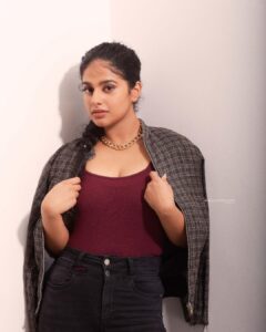 Maninath Chakravarthy Instagram - Honey and glass Photography : @arun_payyadimeethal Styling : @arjun_vasudevs HMUA : @svbridalworld Photography Team : @_creative_folksy_
