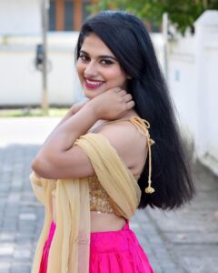 Maninath Chakravarthy Instagram - 💝 @rojan_nath @libaz_boutique6 @meeramax_makeupartist_