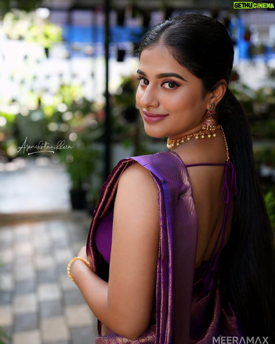 Maninath Chakravarthy Instagram - 🪻haze Pc: @arun_chottani MUA: @meeramax_makeupartist_ Outfit: @libaz_boutique6