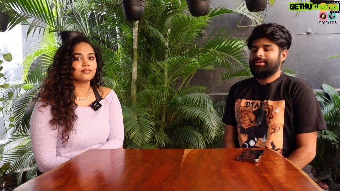 Manisha Eerabathini Instagram - Episode - 2 of #JammersInConversationWith @manisha.eerabathini ✨ Thank you for sharing your point of view about indie music and much more 🤗 Full video is in our YouTube channel #JammersIndie #LetsJamWithJammers #JammersBand #Jammers #livemusic #liveband #telugumusic #teluguliveband #band #music #musicscenehyderabad #hyderabadbands #livesinging #telugubands #teluguband #bandsofhyderabad