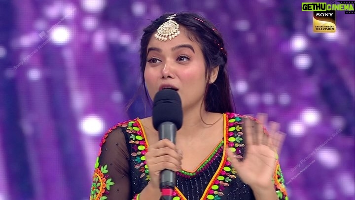 Manisha Rani Instagram - Entertainment ka package hai humaari wild card entry, one and only Manisha! π Dekhiye #JhalakDikhhlaJaa, aaj raat 9:30 baje sirf #SonyEntertainmentTelevision par. @malaikaaroraofficial @farahkhankunder @arshad_warsi @rithvikk_dhanjani @gauaharkhan @manisharani002 #JhalakDikhhlaJaaOnSonyTV
