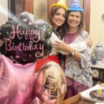 Mansha Pasha Instagram - It’s a silly one! 🎉 To the friends who joined in on video call and those present 🥰 And much love to @bakemagarpyarse for the lovely cake and dessert ❤️