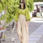 Mansha Pasha Instagram - Ready, set…..background match!
