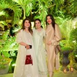 Mansha Pasha Instagram - Night out in @farahtalibaziz