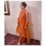 Mansha Pasha Instagram - A starry night 🌌 @demesne_couture x @obaidatique x @esfirjewels x @adil_khan28 @beenishparvez_official @nabila_salon