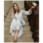 Mansha Pasha Instagram - Hayeee can everyday be a sunday? Outfit @aeishakhanofficial @sananver Jewels @zuncchi PC @adil_khan28