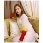 Mansha Pasha Instagram - Red lips never do you wrong @shashas.official @adil_khan28