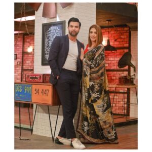 Mansha Pasha Instagram - TimeOut with Ahsan khan 
Watch me and @inoorhassan releasing today on @entexpresstv 

I’m wearing @mahgulofficial styled by @sananver 
MUA @beenishparvez_official 
PC @adil_khan28