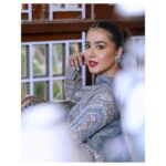 Mansha Pasha Instagram – Our first Eid as a nikkaofied couple 💕

Eid Mubarak everyone 🥰

@hayanehdiyaofficial @sananver @sherezadjewellery @bryan.makeupartist1 @nabila_salon @adil_khan28
