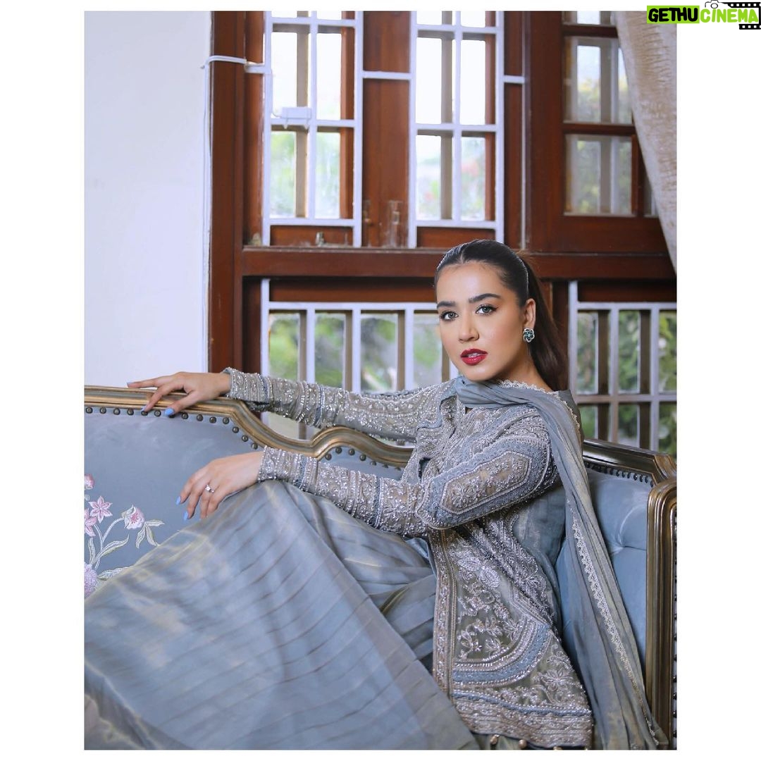Mansha Pasha - 92K Likes - Our first Eid as a nikkaofied couple š
Eid Mubarak everyone š„°
@hayanehdiyaofficial @sananver @sherezadjewellery @bryan.makeupartist1 @nabila_salon @adil_khan28