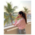 Mansha Pasha Instagram - Peaceful Sundays ( Earrings @bukhari_accessories )