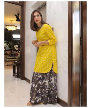 Mansha Pasha Instagram - Ele-waited 
@ayeshaccessories 
@adil_khan28 
@jessicapervez