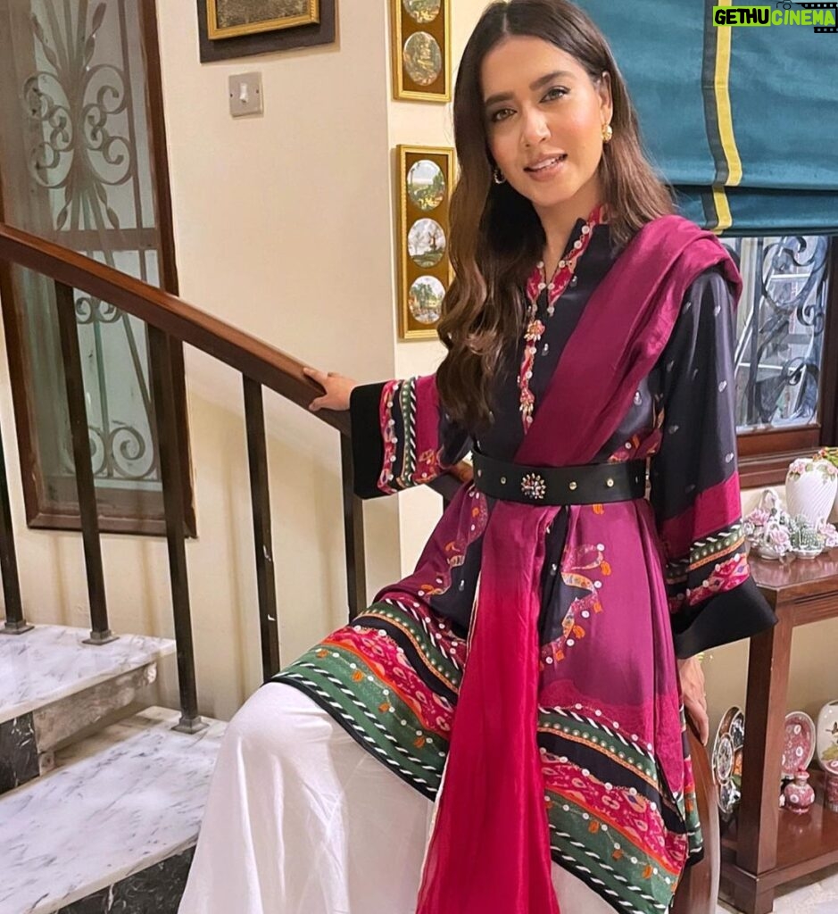 Mansha Pasha Instagram - Some more from the day Outfit @farahtalibaziz