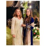 Mansha Pasha Instagram - Winter weddings 💓 (Asim and Omaima’s) Outfit @ammarakhanatelier Photos @adil_khan28