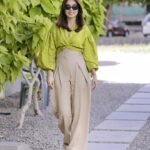 Mansha Pasha Instagram - Ready, set…..background match!