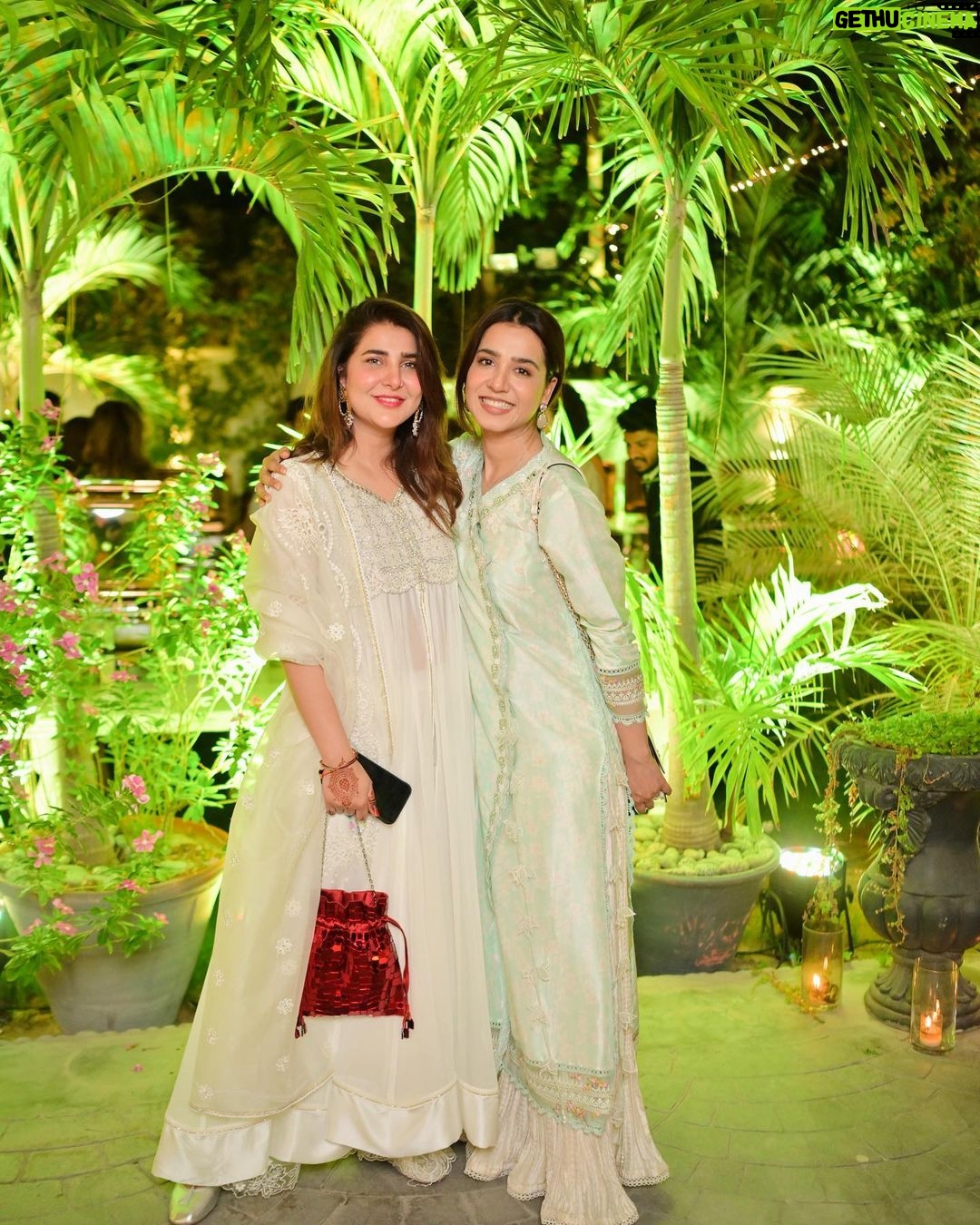 Mansha Pasha Instagram - Night out in @farahtalibaziz
