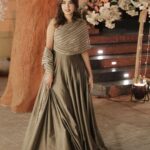 Mansha Pasha Instagram - About last night Styled @ebrahimjaliawala in @zuribyzainab @kohar_jewel HMUA @beenishparvez_official