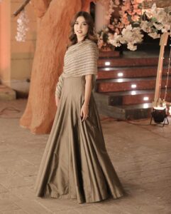 Mansha Pasha Instagram - About last night Styled @ebrahimjaliawala in @zuribyzainab @kohar_jewel HMUA @beenishparvez_official
