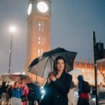 Mansha Pasha Instagram - ‘Twas a cold and rainy day 🌧 ☔️ @mavikhazam Big Ben Tower, London