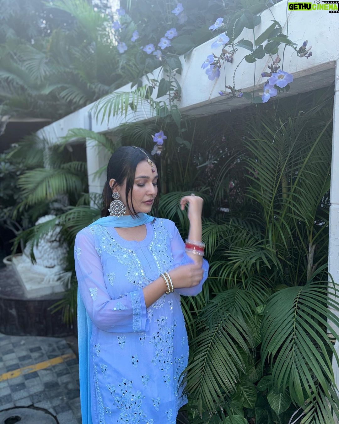 Mansi Srivastava - 53.9K Likes - Bridesmaid pov:
Jaldi se photo kheechwa leti hu fir bride bula legi š
šš„¹
